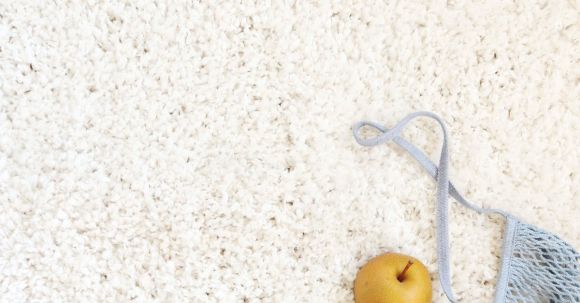 Carpet - Three Apples on White Rug