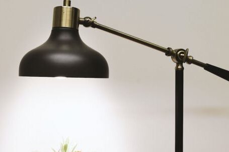 Lamp - Black Metal Desk Lamp