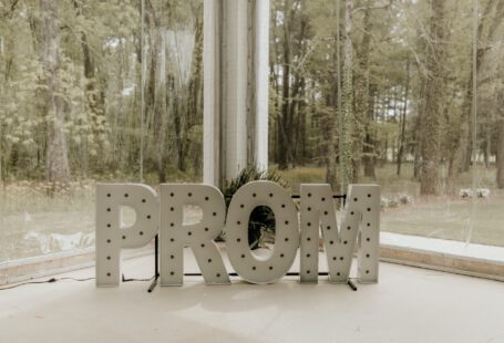prom decoration for house